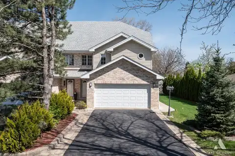 7902 W 105th Street, Palos Hills, IL 60465