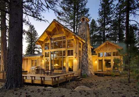 12267 Lookout Loop, Truckee, CA 96161