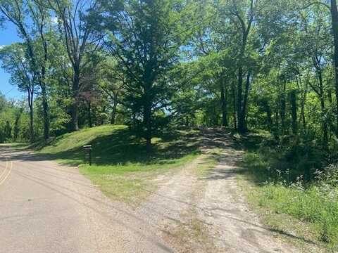 615 Gowall, Vicksburg, MS 39183
