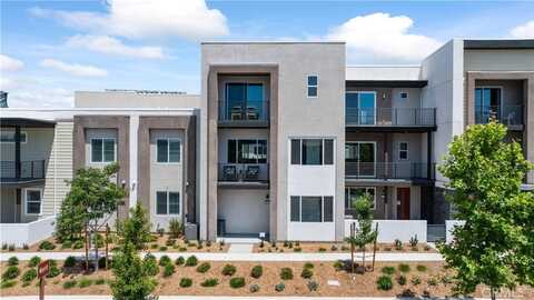 1073 Cadence, Irvine, CA 92618