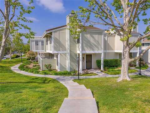 27116 Crossglade Avenue, Canyon Country, CA 91351