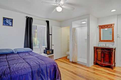 3715 Mission Boulevard, San Diego, CA 92109