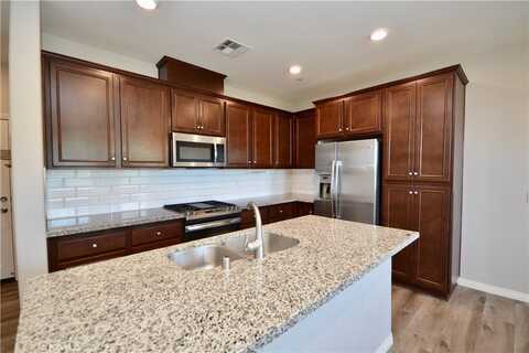 40446 Calle Real, Murrieta, CA 92563