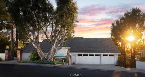 10831 Hideaway Dr, North Tustin, CA 92705