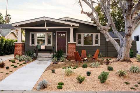 3702 Seneca Avenue, Los Angeles, CA 90039