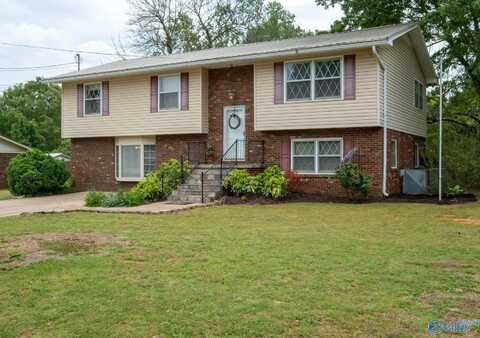 222 Lakewood Drive, Scottsboro, AL 35769