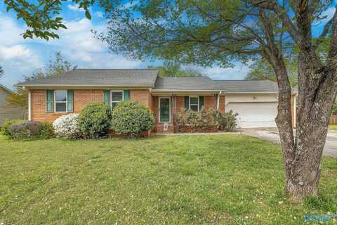 105 Allenwood Drive, Huntsville, AL 35811