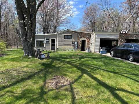 470 Braden School Rd, Chippewa Twp, PA 15010