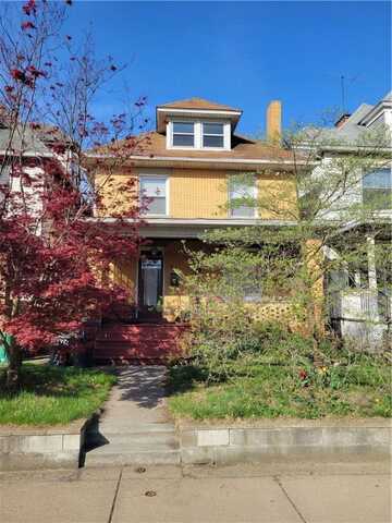 629 Maplewood Ave, Ambridge, PA 15003