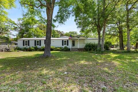 2564 Nickle Street SW, Supply, NC 28462