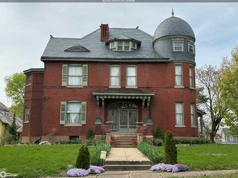 302 High Street, Keokuk, IA 52632