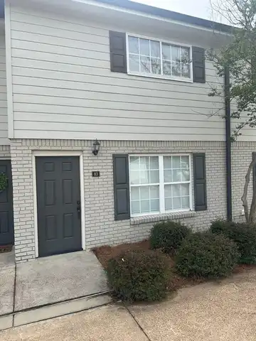 83 1802 Jackson Ave. West, Oxford, MS 38655