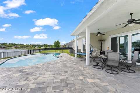 1697 LINDA LAKES Lane, Middleburg, FL 32068