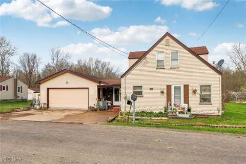 944 Bey Road, Akron, OH 44312