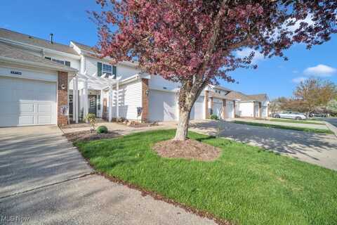 15730 Foxglove Lane, Middleburg Heights, OH 44130
