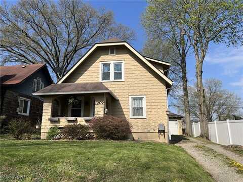 1209 Saratoga Avenue SW, Canton, OH 44710