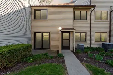 1400 Cedarwood Drive, Westlake, OH 44145