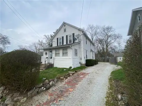 2655 Maplewood Street, Cuyahoga Falls, OH 44221