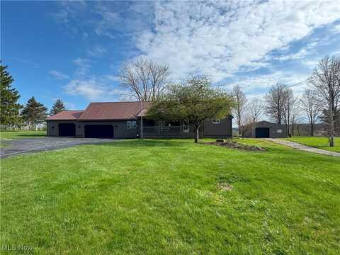 4175 E Middletown Road, New Middletown, OH 44442