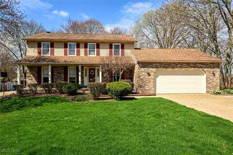 4060 Plum Wood Way, Uniontown, OH 44685