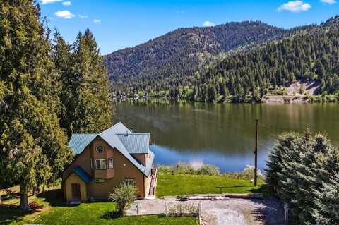 2876 DEEP LAKE SOUTH SHORE RD, COLVILLE, WA 99114