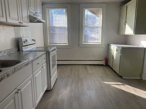 22 South Street, Somersworth, NH 03878