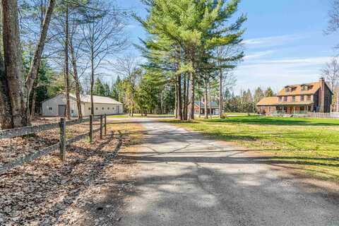 5 Pine Harbor Road, Milton, VT 05468