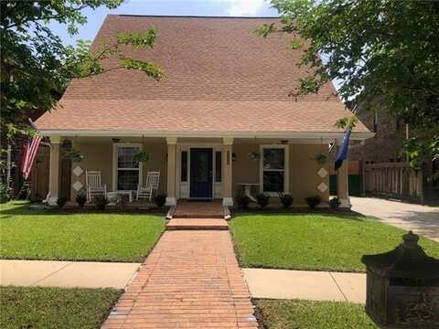 3209 KAREN Drive, Chalmette, LA 70043
