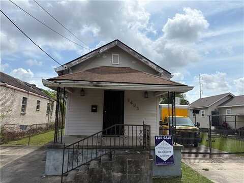 2423 ARTS Street, New Orleans, LA 70117