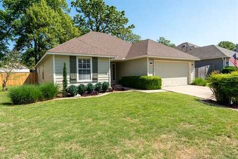 1923 W 62nd Street, Tulsa, OK 74132