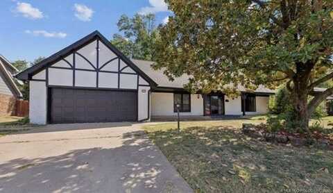 4771 S Hudson Place, Tulsa, OK 74135