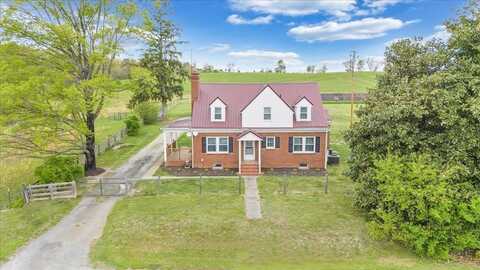 7511 PEPPERS FERRY Boulevard, Fairlawn, VA 24141