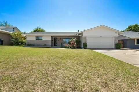 4228 NW 61 Street, Oklahoma City, OK 73112