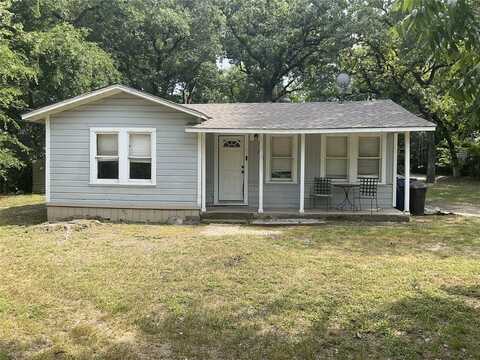 212 Shoreline Drive, Azle, TX 76020