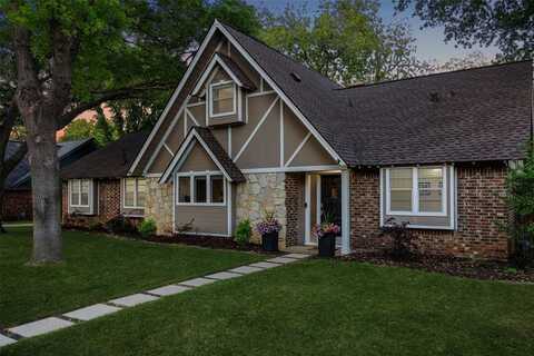 2222 Ravenwood Drive, Grand Prairie, TX 75050