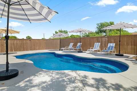1206 Harness Lane, Richardson, TX 75081