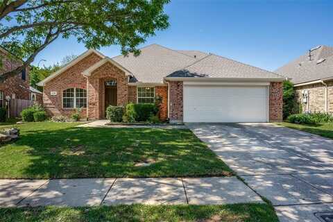 5336 Rush Creek Court, Fort Worth, TX 76244