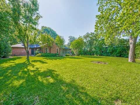 10715 Royal Springs Drive, Dallas, TX 75229
