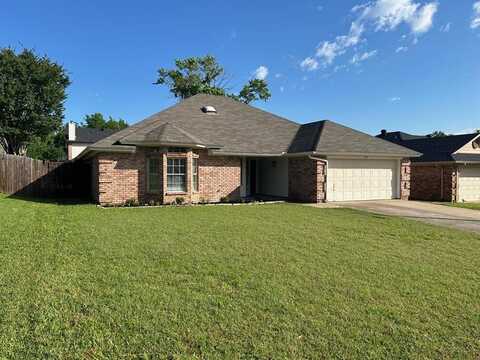 1507 Lincoln Drive, Mansfield, TX 76063