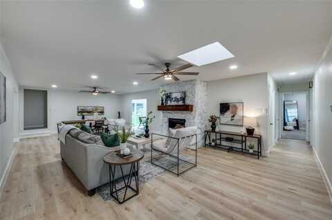 3406 Springwood Lane, Dallas, TX 75233