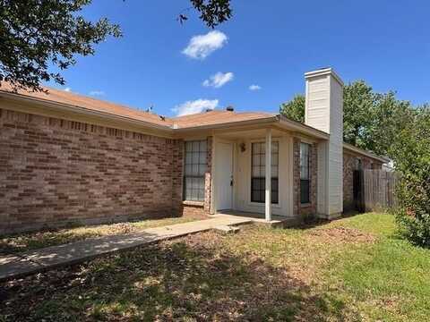 1104 Landsdale Lane, Saginaw, TX 76179