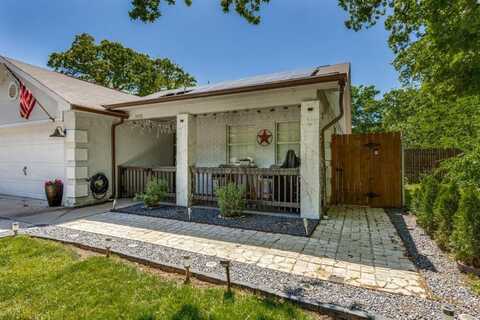 3031 Delaware Trail, Lake Worth, TX 76135