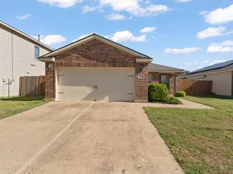 636 Misty Mountain Drive, Fort Worth, TX 76140