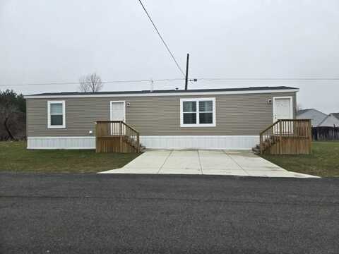 1437 West Dr, Alden, NY 14004