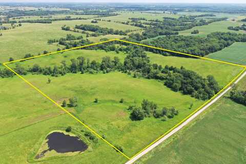NW 128th St, Modena, MO 64679