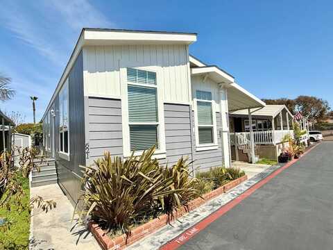 80 Huntington St., Huntington Beach, CA 92648