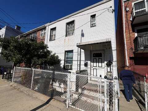 21-23 33rd Avenue, Queens, NY 11106