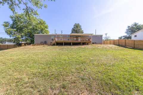 1138 Douglas Dam Road, Dandridge, TN 37725