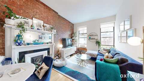 26 West 75th Street, New York, NY 10023