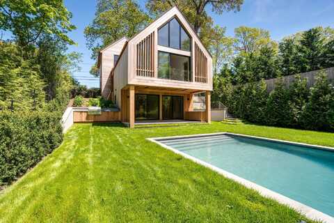 280 Division Street, Sag Harbor, NY 11963